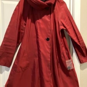MP lightweight jacket/raincoat-reversible